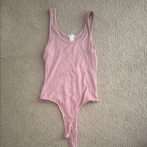 Bozzolo Pink Bodysuit with Scoop Neckline